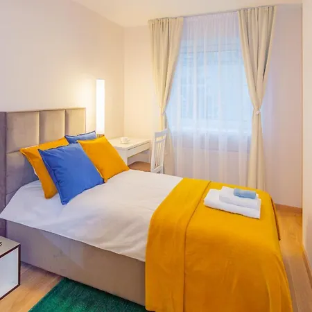 1912 Bed & Breakfast *