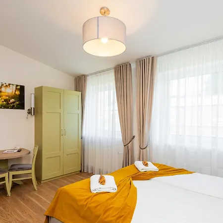 1912 Bed & Breakfast *