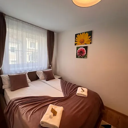 1912 Bed & Breakfast