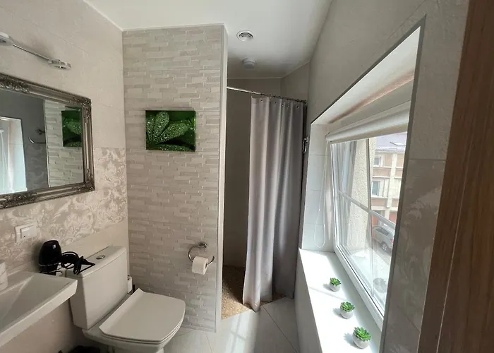 Bed & Breakfast 1912 *