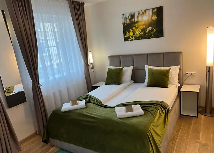 1912 Bed & Breakfast *