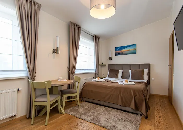 Bed & Breakfast 1912